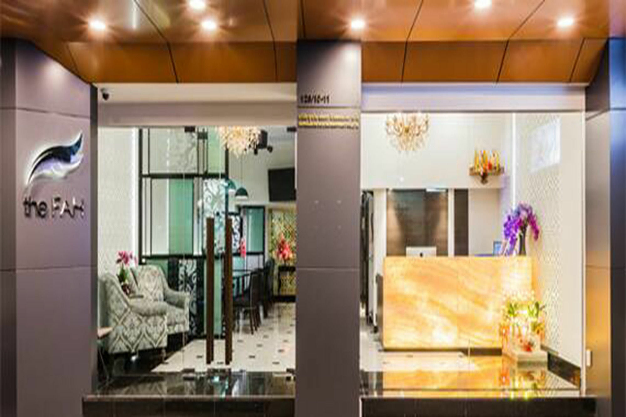 The Fah Silom Hotel Bangkok Ngoại thất bức ảnh